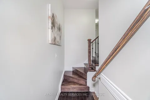 46 Hollowgrove Boulevard, Brampton, ON L6P 1B1