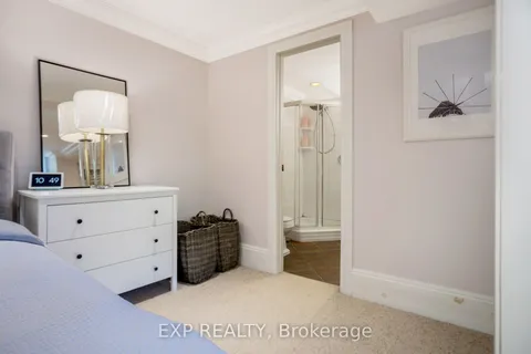 262 Alscot Crescent, Oakville, ON L6J 4R4