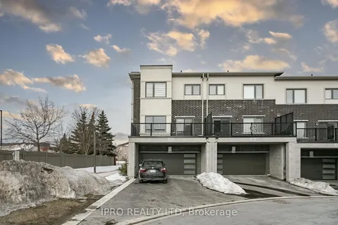 138 Landsbridge Street, Caledon, ON L7E 2E1