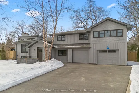 1170 Willowbrook Drive, Oakville, ON L6L 2J8