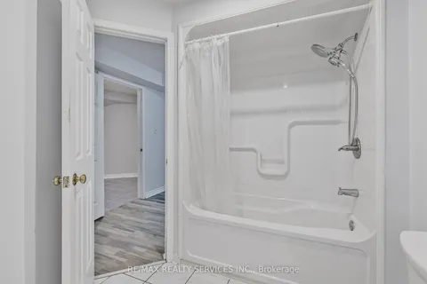 24 Royal Valley Drive, Caledon, ON L7C 1B2