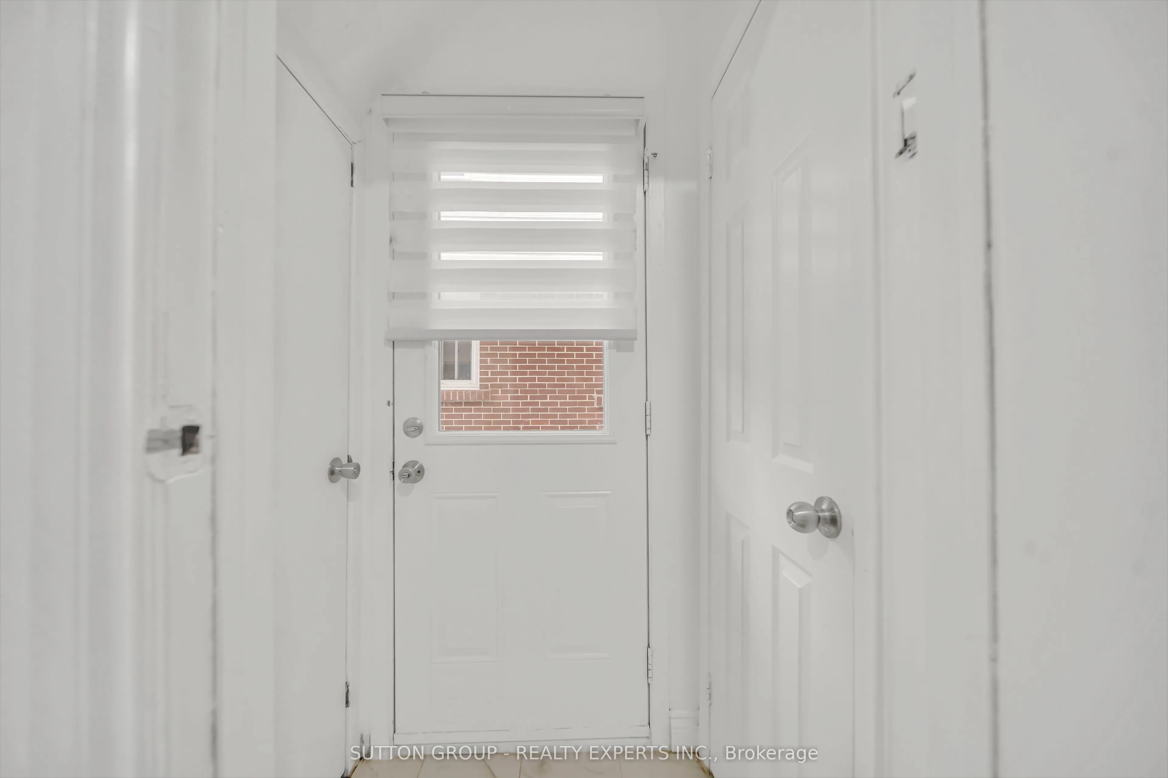 156 Fanshawe Drive, Brampton, ON L6Z 1B1