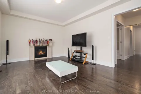 13 Foothills Crescent, Brampton, ON L6P 4G9