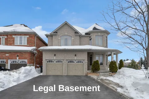 22 Vanwood Crescent, Brampton, ON L6P 2X4