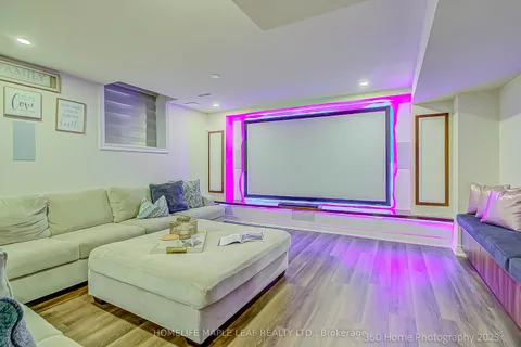174 Bayhampton Drive, Brampton, ON L6P 3A9