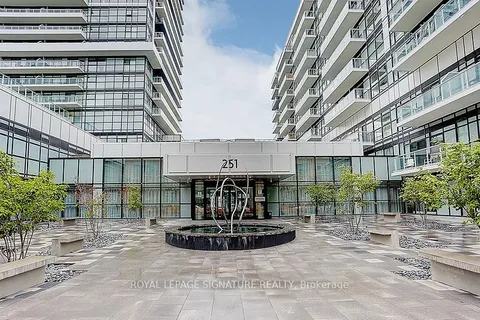 251 MANITOBA Street, Toronto, ON M8Y 0C7