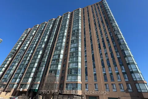 145 Hillcrest Avenue, Mississauga, ON L5B 3Z1