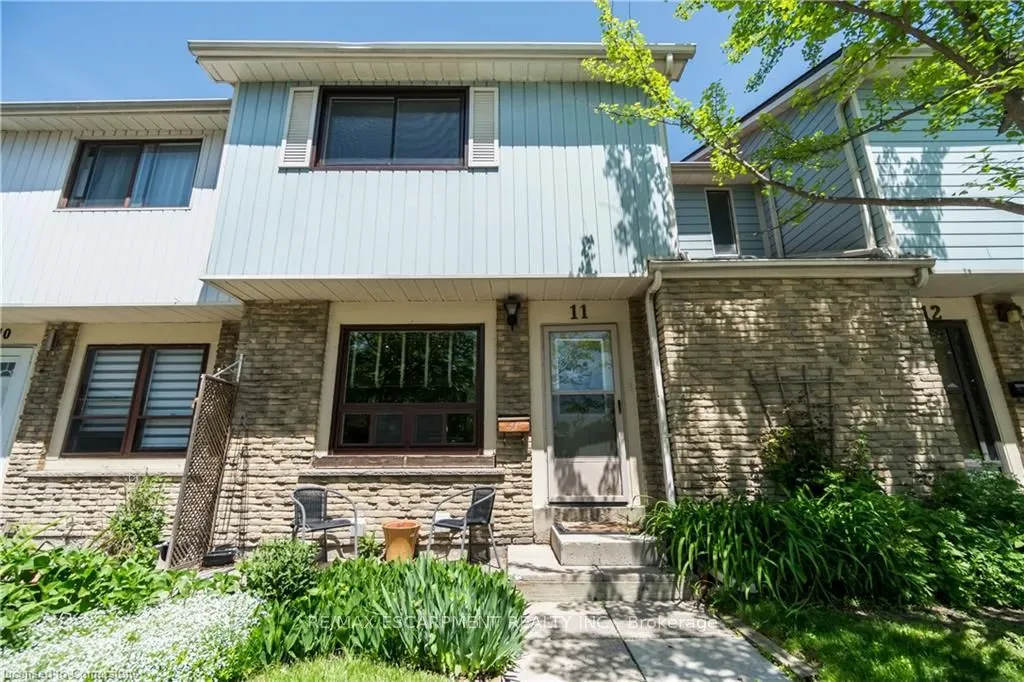 6540 Falconer Drive, Mississauga, ON L5N 1M1