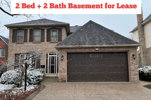 36 Neptune Court, Brampton, ON L6S 4H3