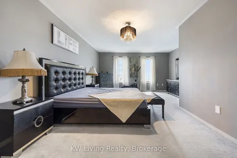 225 Torbarrie Road, Toronto, ON M3L 0E2