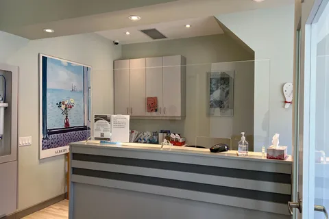 2436 Lake Shore Boulevard, Toronto, ON M8V 1C4