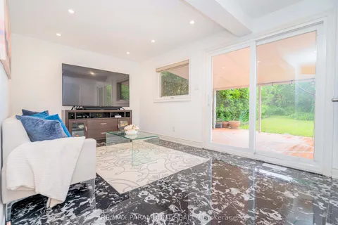 43 Bromley Crescent, Brampton, ON L6T 1Z2