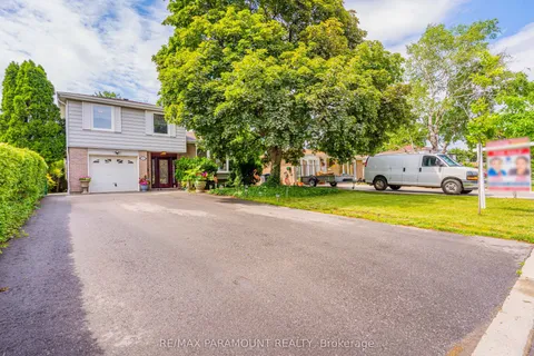 43 Bromley Crescent, Brampton, ON L6T 1Z2