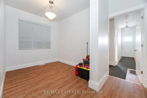 289 Old Weston Road, Toronto, ON M6N 3A7