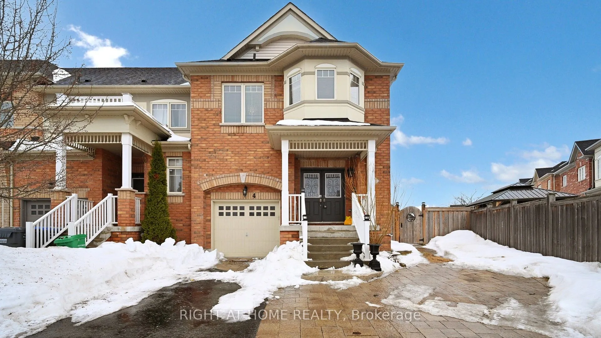 4 Mcelroy Court, ON L7C 3X2