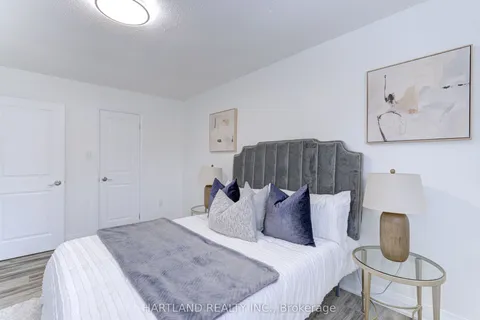 4124 Dursley Crescent, ON L4Z 1J7