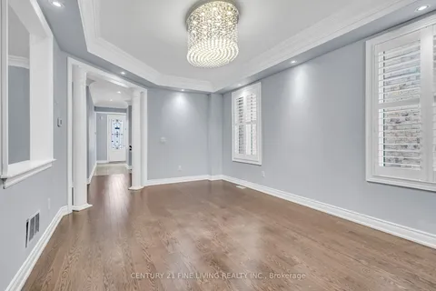 80 Hanbury Crescent, Brampton, ON L6X 5N7
