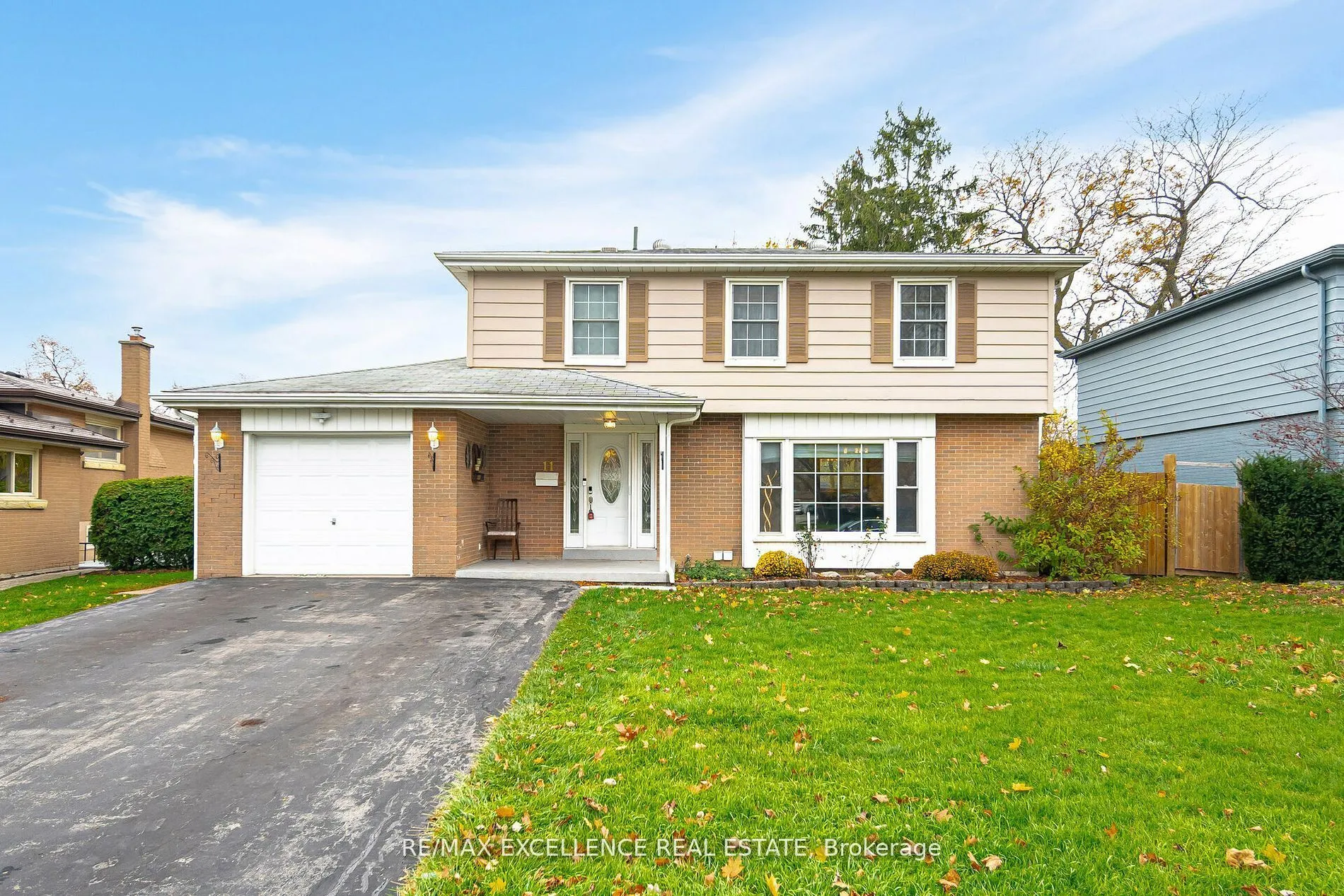 11 Crawley Drive, Brampton, ON L6T 2R6