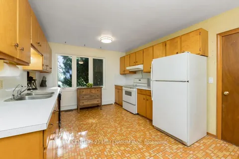 1264 Olde Base Line Road, ON L7C 0J1