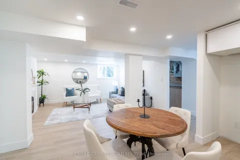 1232 Homewood Drive, ON L7P 2M4