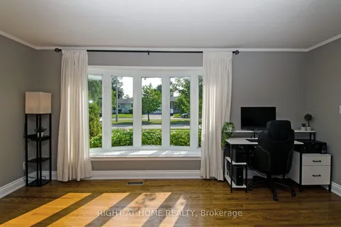 164 McMurchy Avenue, ON L6Y 1Y9