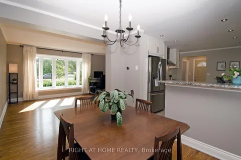 164 McMurchy Avenue, ON L6Y 1Y9