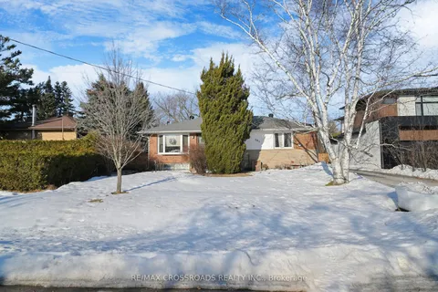 261 Cherryhill Road, Oakville, ON L6L 3E3