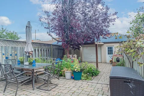 45 Rutland Street, Toronto, ON M6N 5G1