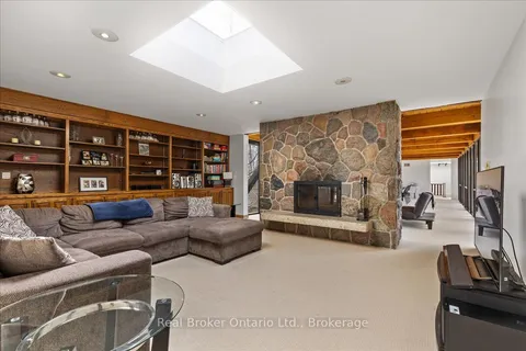 15139 Rockside Road, ON L7C 1V4