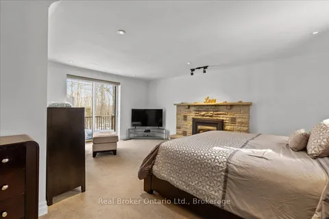 15139 Rockside Road, ON L7C 1V4