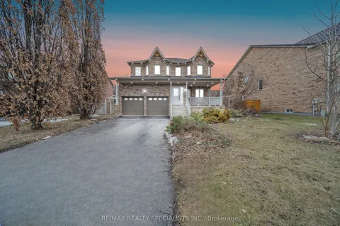 6843 Campbell Settlers Court, Mississauga, ON L5W 1B3