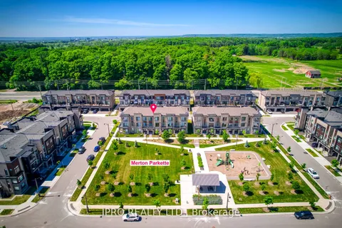 2481 Badger Crescent, Oakville, ON L6M 5M1