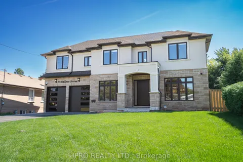 19 Maldaver Avenue, Mississauga, ON L5M 1W4