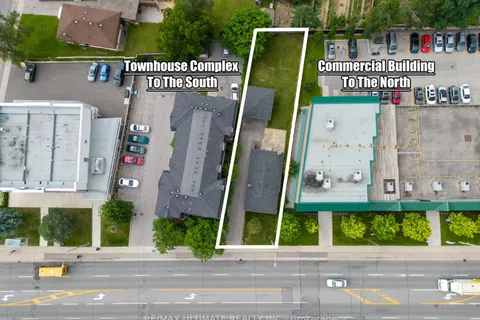 2966 Islington Avenue, Toronto, ON M9L 2K6