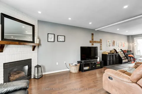 226 Howard Crescent, Orangeville, ON L9W 4W6