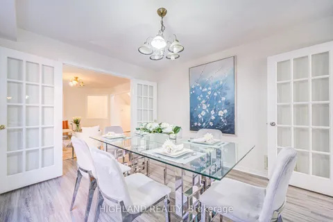 5472 Middlebury Drive, Mississauga, ON L5M 5E8