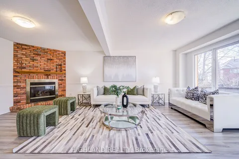 5472 Middlebury Drive, Mississauga, ON L5M 5E8