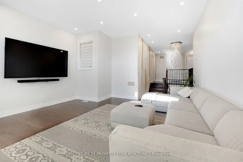 37 Alister Drive, Brampton, ON L6X 5G1
