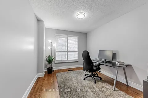 3655 Loyalist Drive, Mississauga, ON L5L 4T6