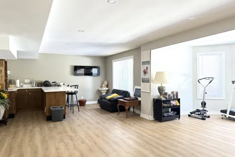 1875 Folkway Drive, Mississauga, ON L5L 2X1