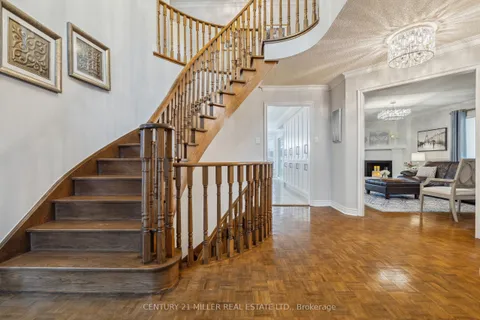 4665 Beaufort Terrace, Mississauga, ON L5M 3J1