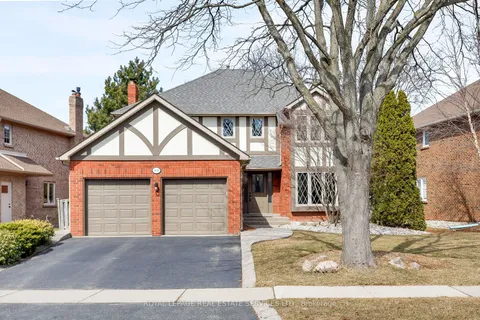 1029 Oak Meadow Road, Oakville, ON L6M 1J6