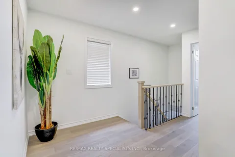 918 Savoline Boulevard, Milton, ON L9T 0Z4