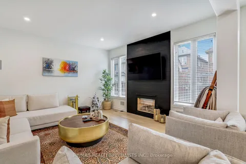 918 Savoline Boulevard, Milton, ON L9T 0Z4