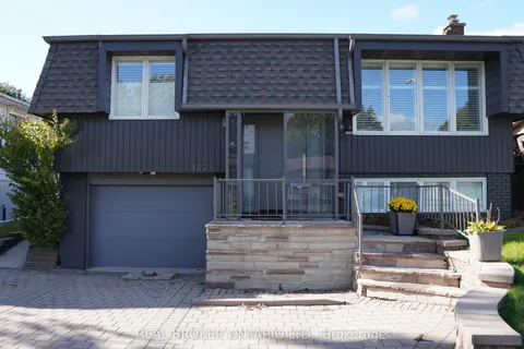 4275 Longmoor Drive, Burlington, ON L7L 5A4