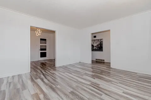 225 Morden Road, Oakville, ON L6K 2S2