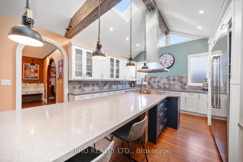 17 Hardwick Court, Toronto, ON M9C 4G5