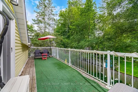 38 John Street, Mississauga, ON L5H 2E6