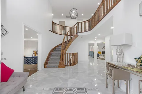 4640 Beaufort Terrace, Mississauga, ON L5M 3H9
