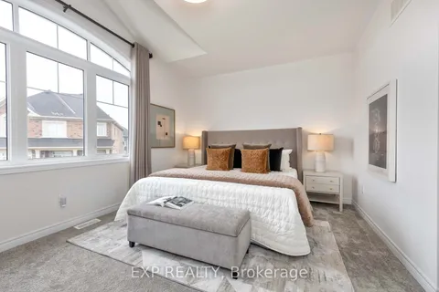 148 Marvin Avenue, Oakville, ON L6H 0W2